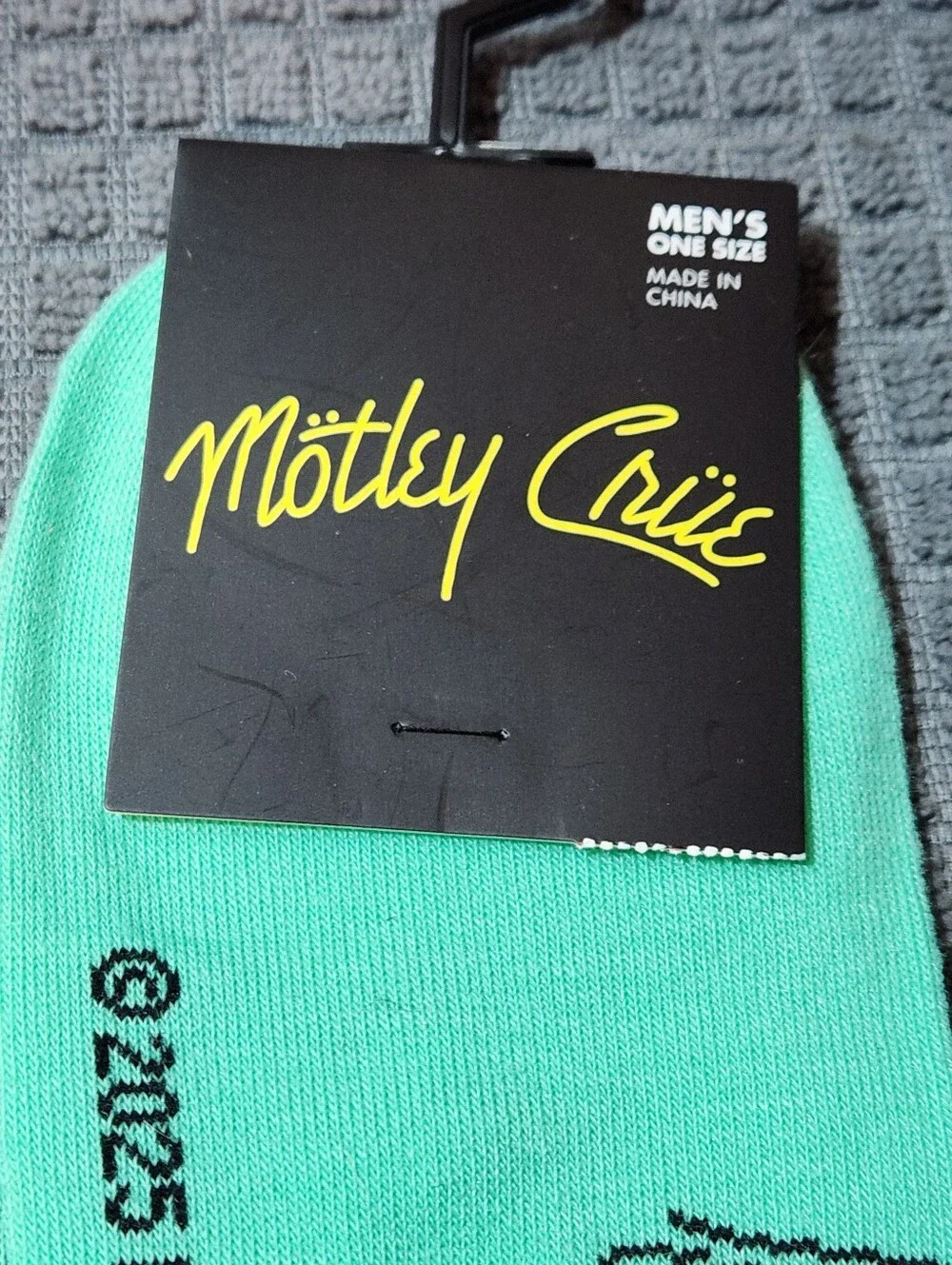 2 Pairs Of NWT Mötley Crüe Teal Logo Socks
